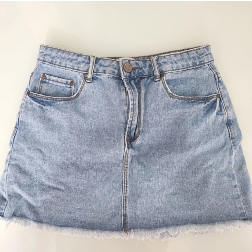 FOREVER 21 Denim Blue Women's Skirt